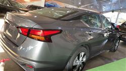 نيسان ألتيما